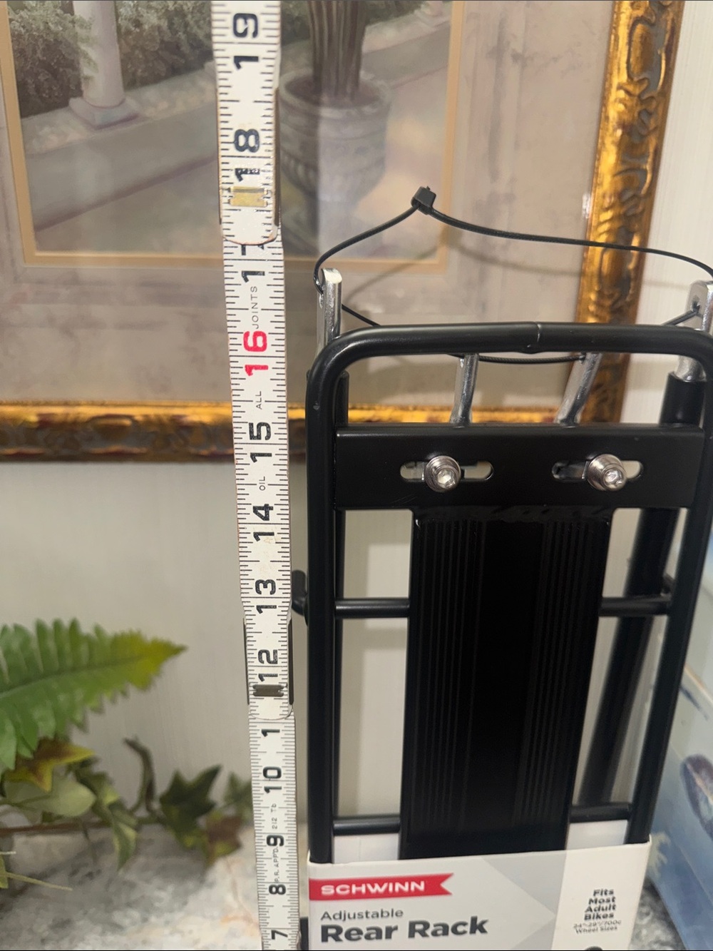 Schwinn Black Adjustable Rear Rack - Picture 9 of 10